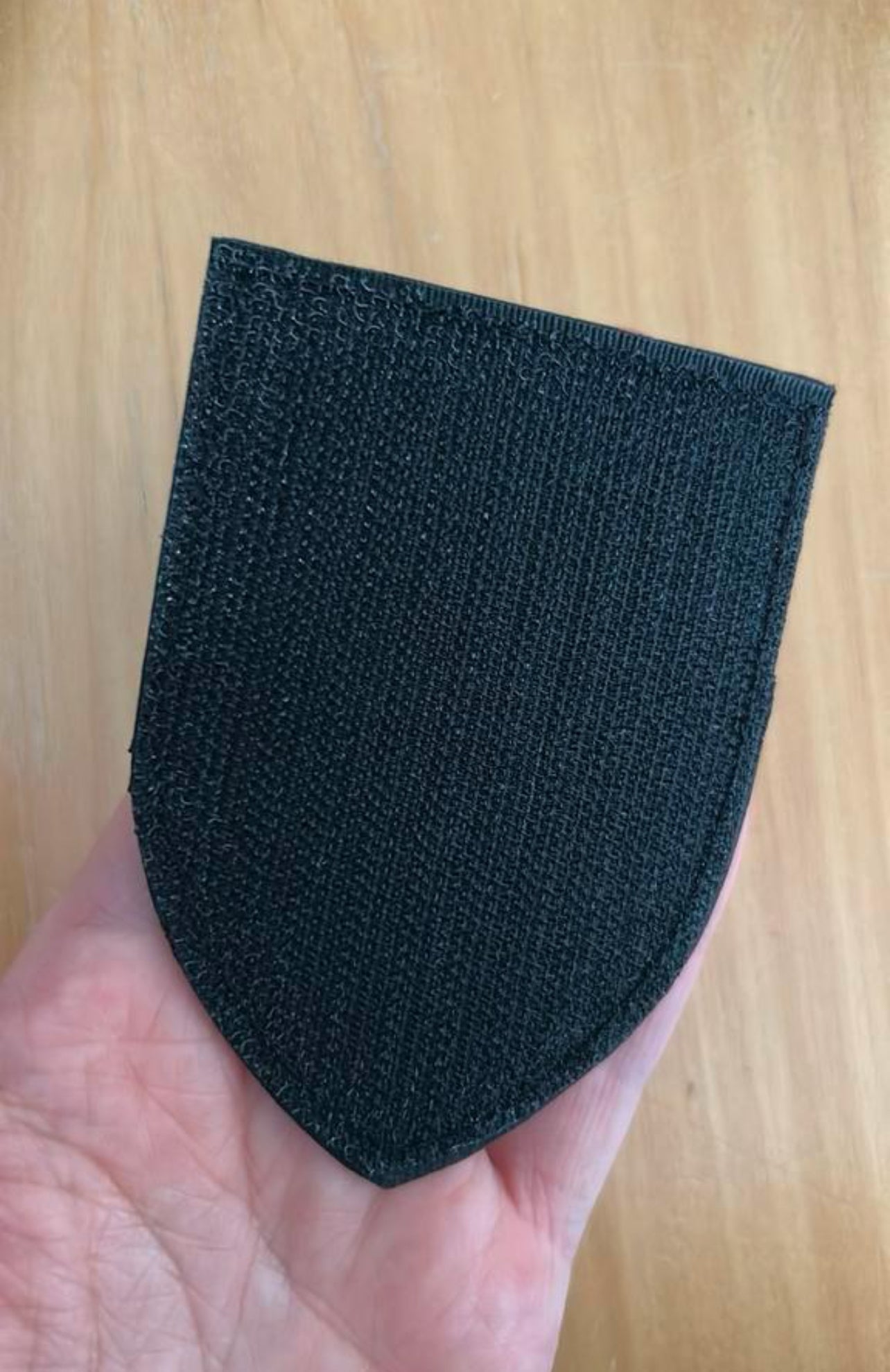 Oekraïense morele patch, drietand en borduurwerk